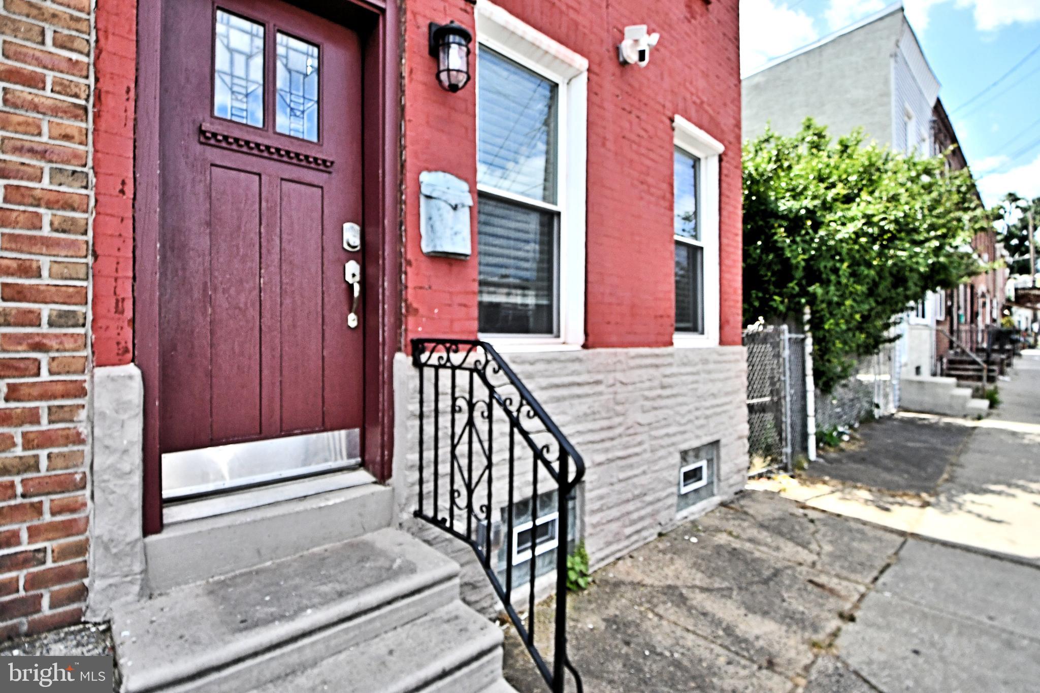 Totally rehabbed in 2021. 4 bedroom 2.5 bath end-unit row home in a growing area. Brand new top of the line kitchen with granite counter tops, slow closing cabinets, stainless steel appliances, tile backsplash, marble floors. Hardwood floors through second and third floors. Brand new tile bathrooms. Roof deck off the master bedroom. Master bedroom with master bath with double vanity, stall shower, and soaking tub. Freshly painted throughout. new replacement windows. New heating and air conditioning system. new electrical wiring with 200 amp service.
