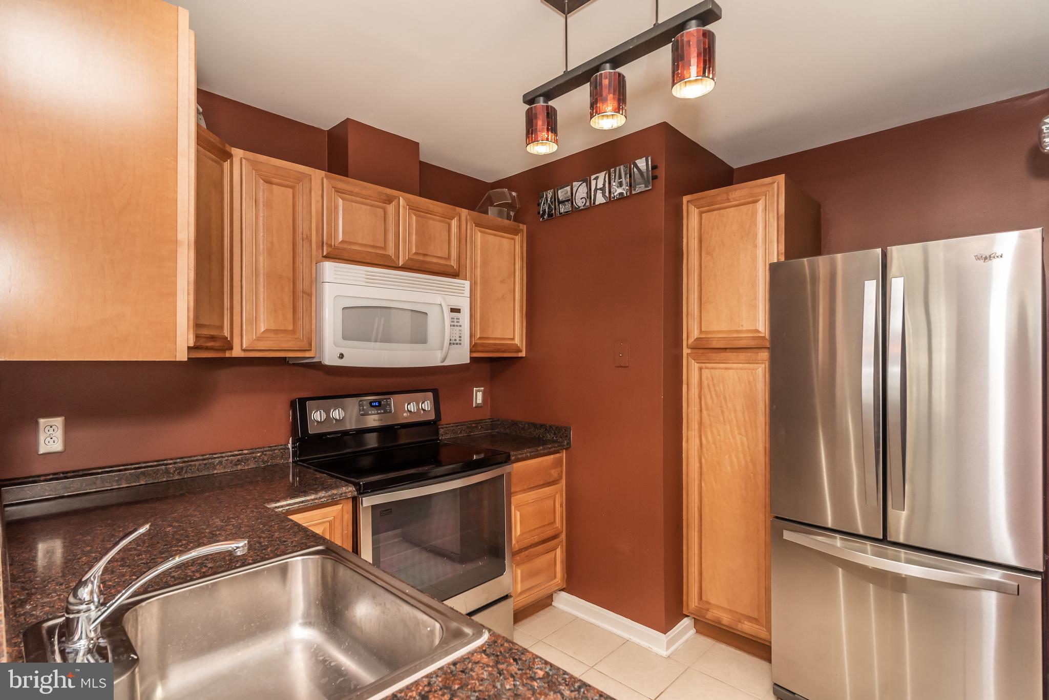 PIERSIDE AT HARBORVIEW - Residential Lease