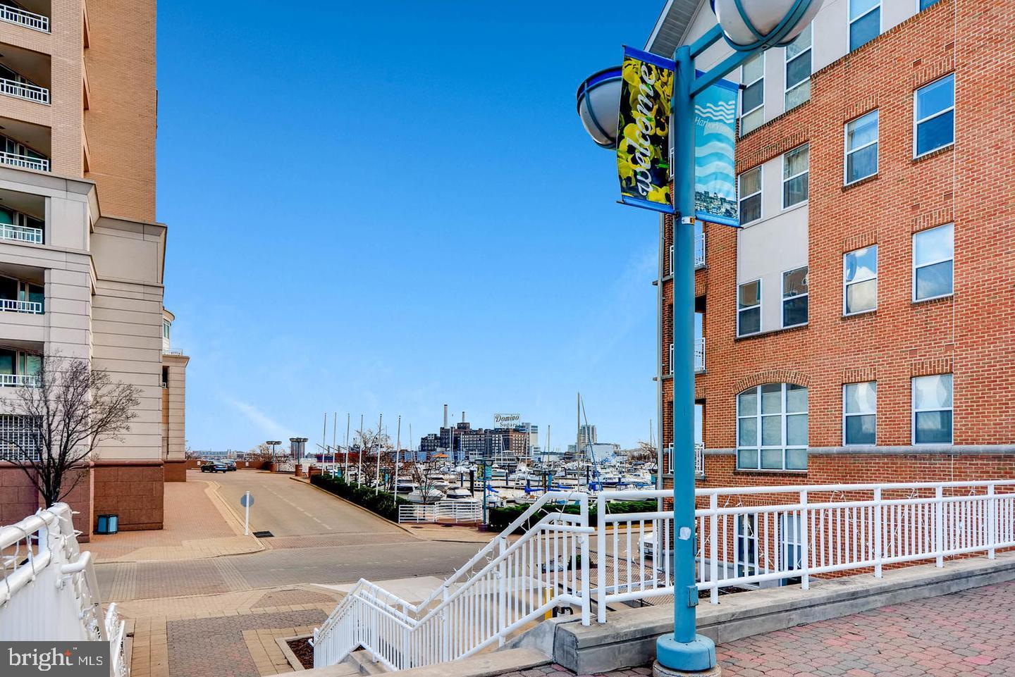 PIERSIDE AT HARBORVIEW - Residential Lease