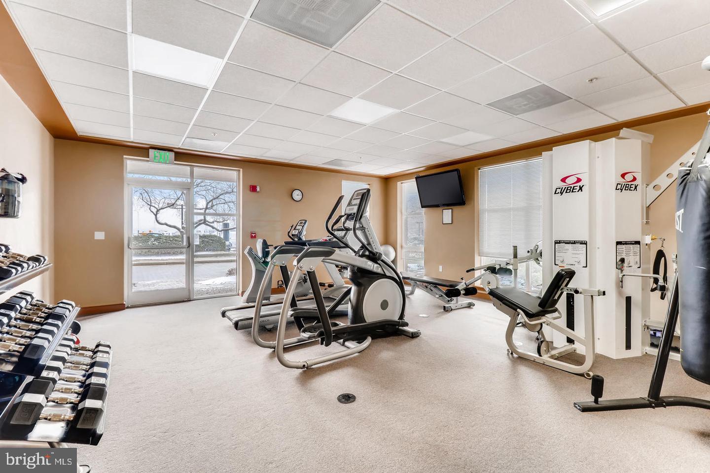 PIERSIDE AT HARBORVIEW - Residential Lease