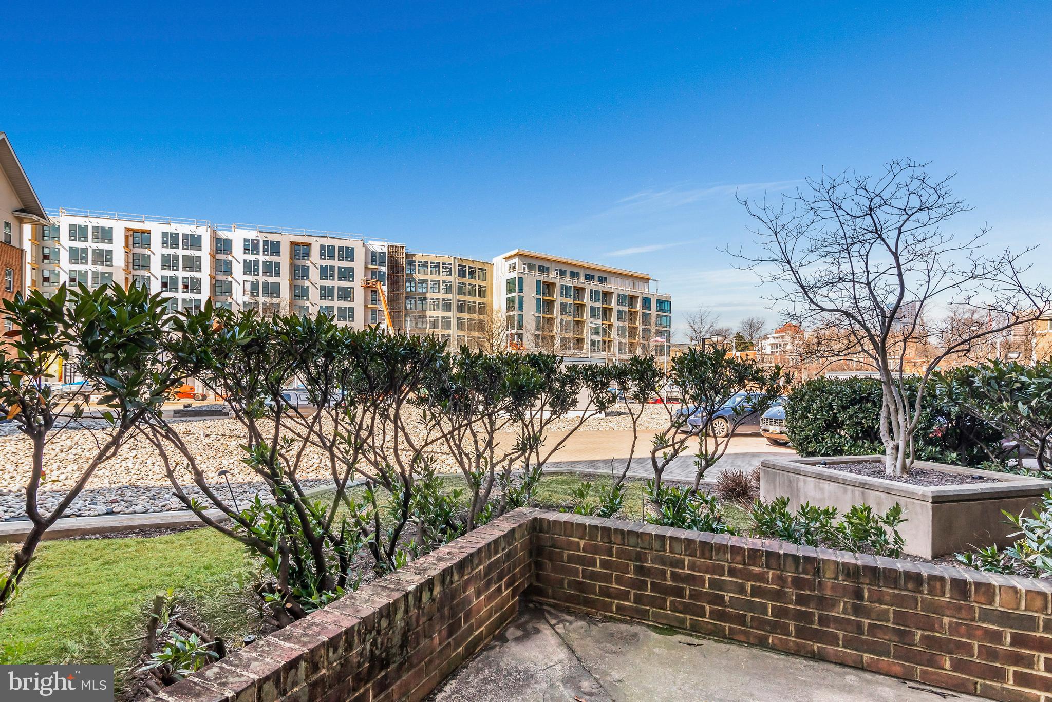 PIERSIDE AT HARBORVIEW - Residential Lease