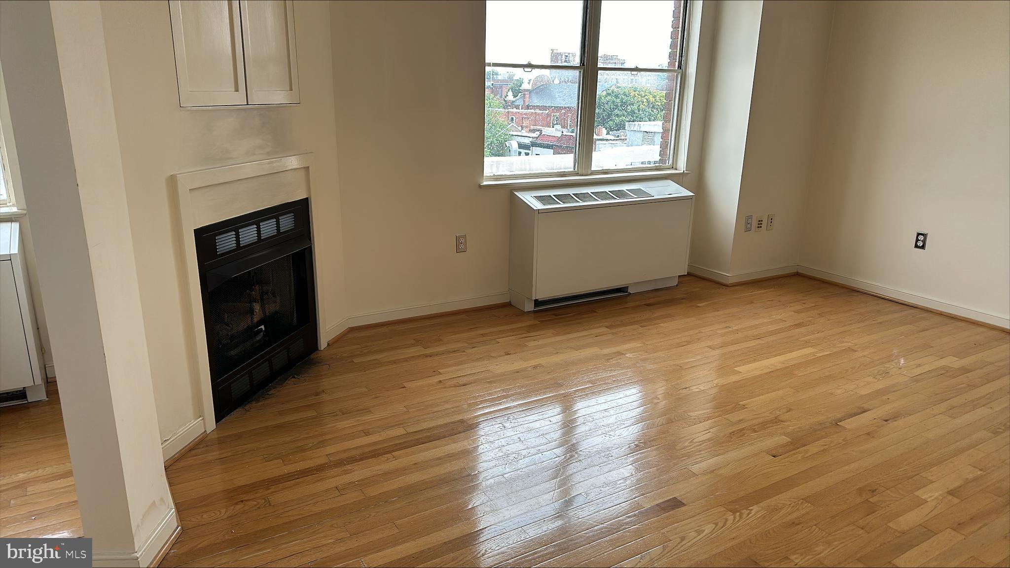 OLD TOWN - Residential Lease