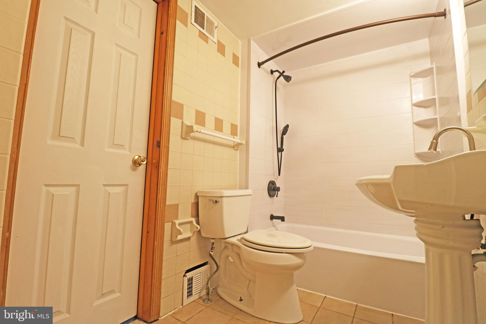 FOLCROFT - Residential