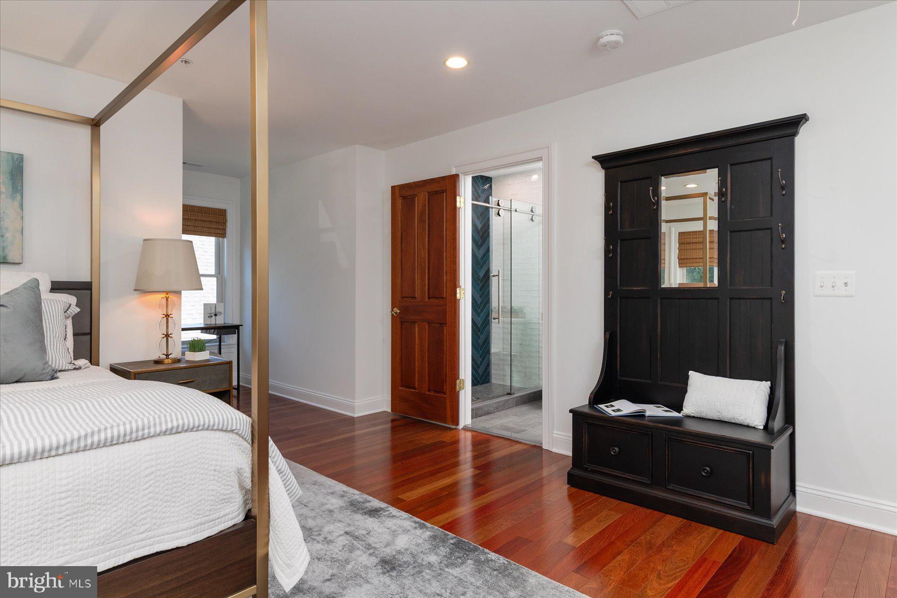 TRUXTON HEIGHTS - Residential