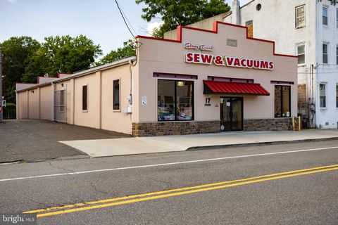 17 PARK ST. BORDENTOWN NJ 08505
