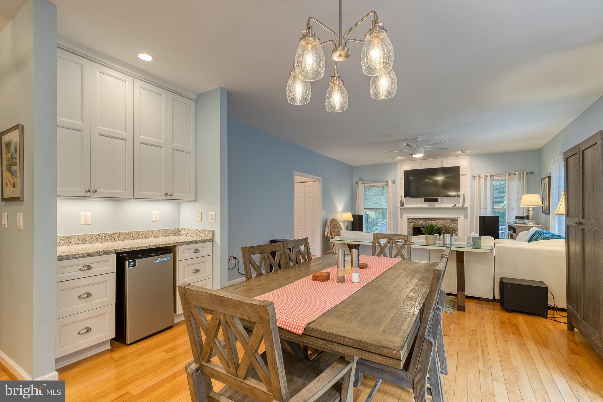 LAKE WHIPPOORWILL - Residential