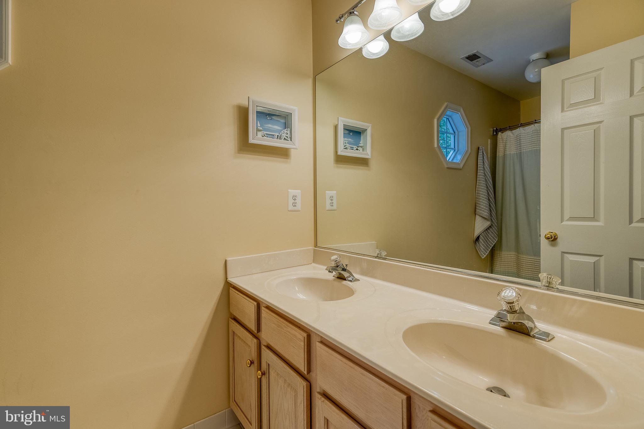 LAKE WHIPPOORWILL - Residential