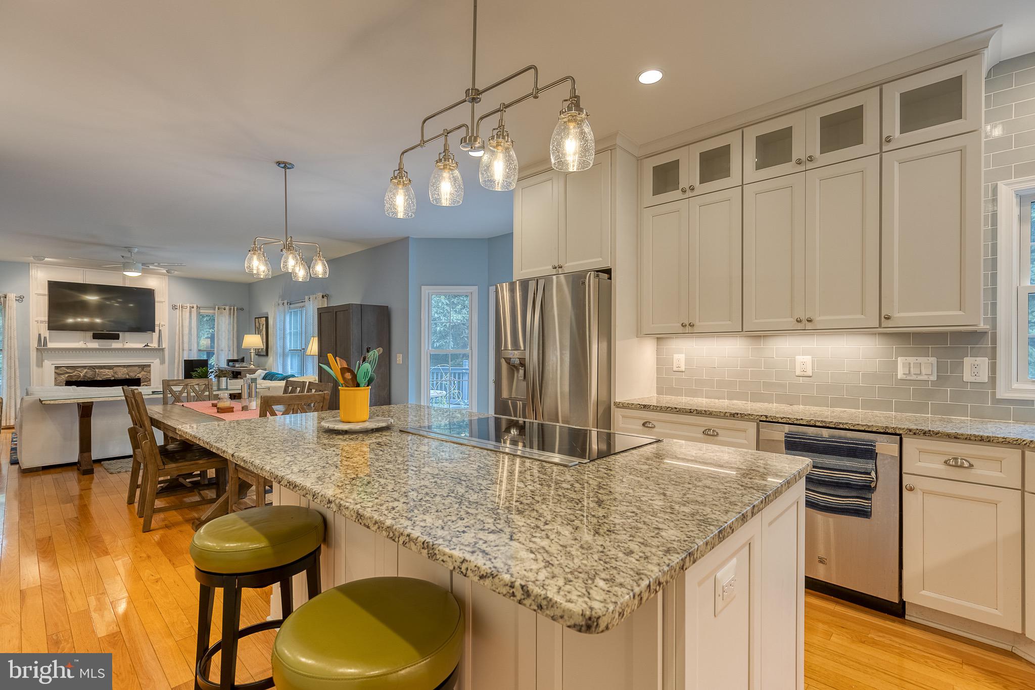 LAKE WHIPPOORWILL - Residential