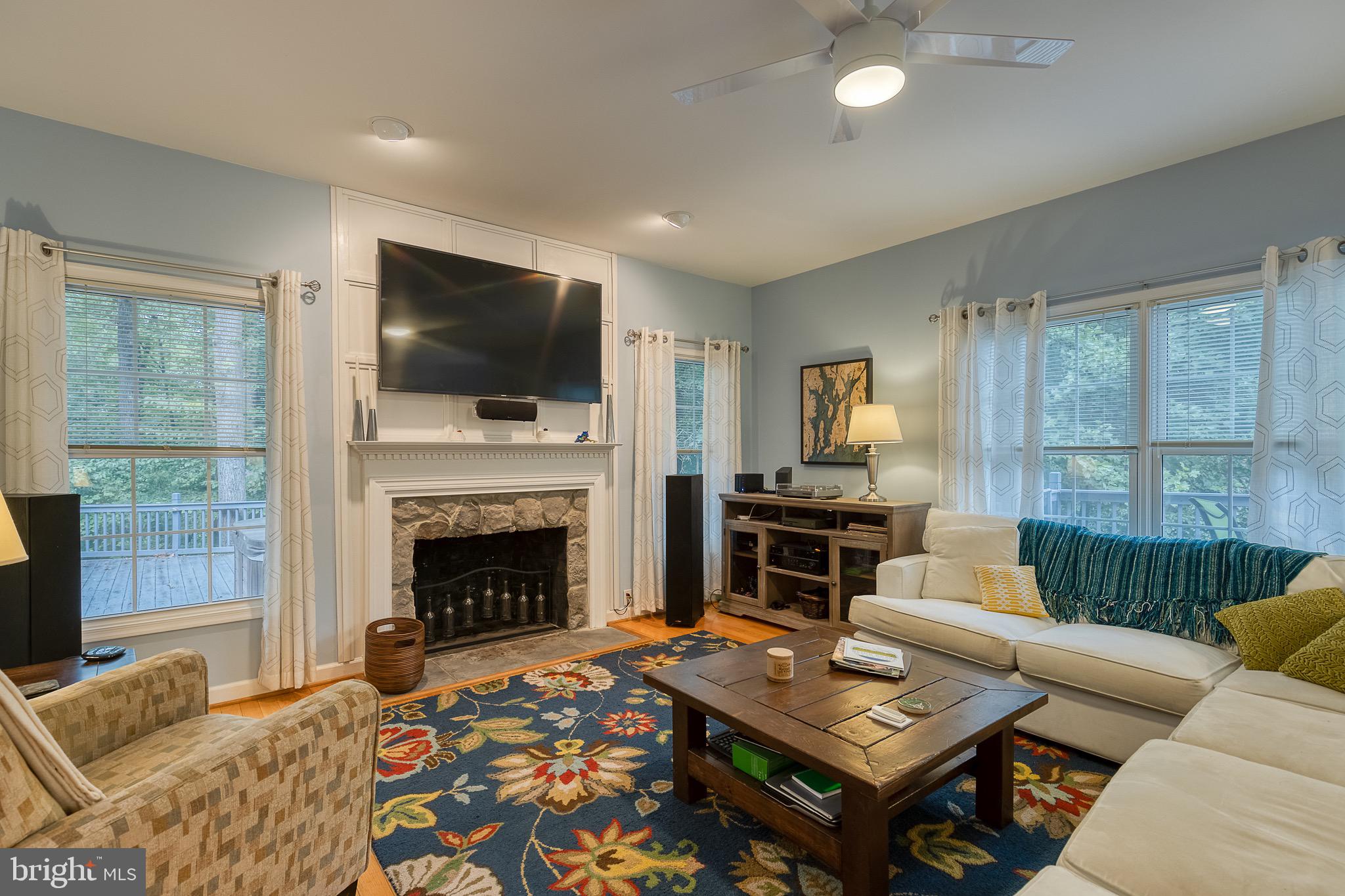 LAKE WHIPPOORWILL - Residential