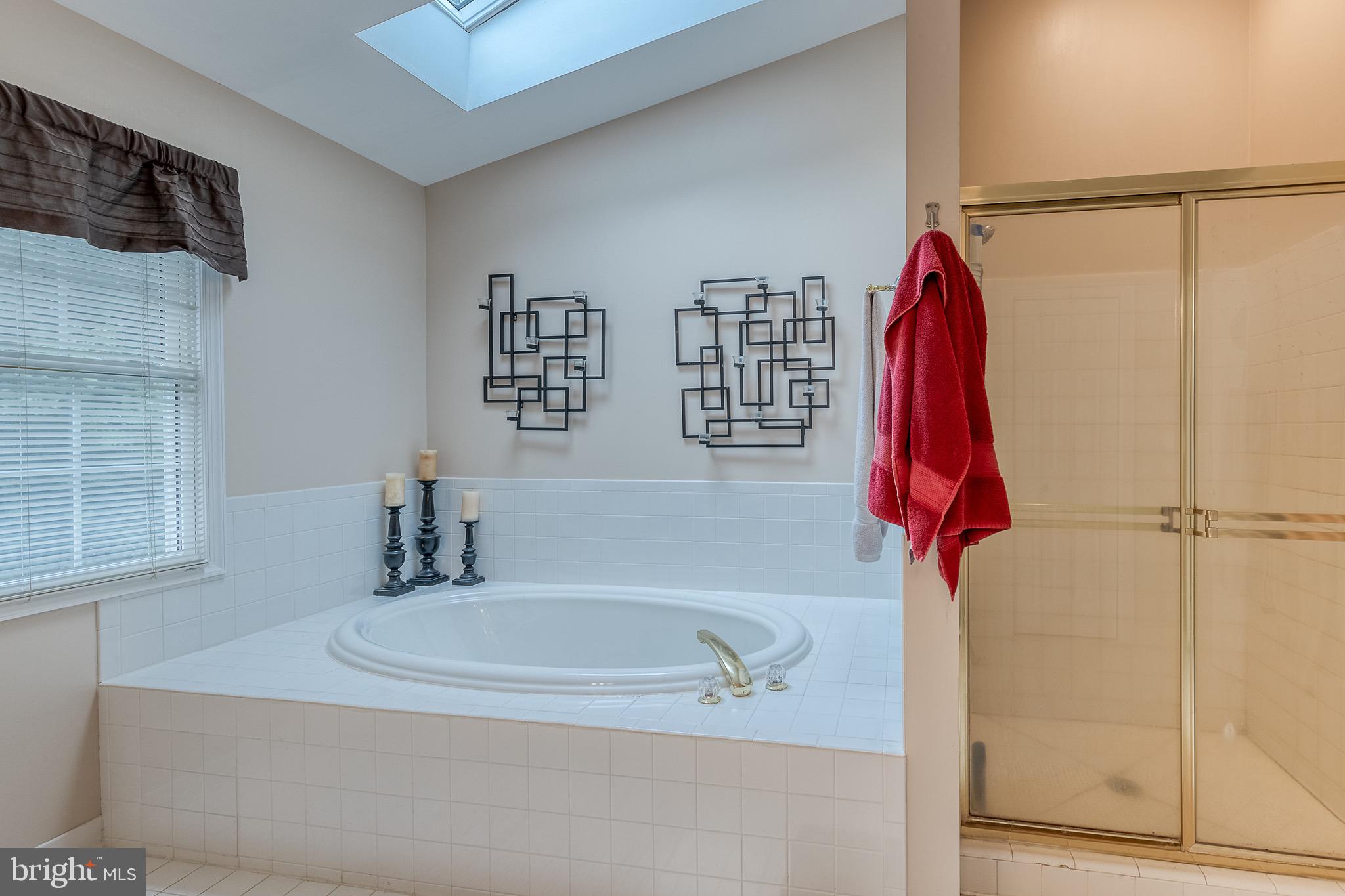 LAKE WHIPPOORWILL - Residential