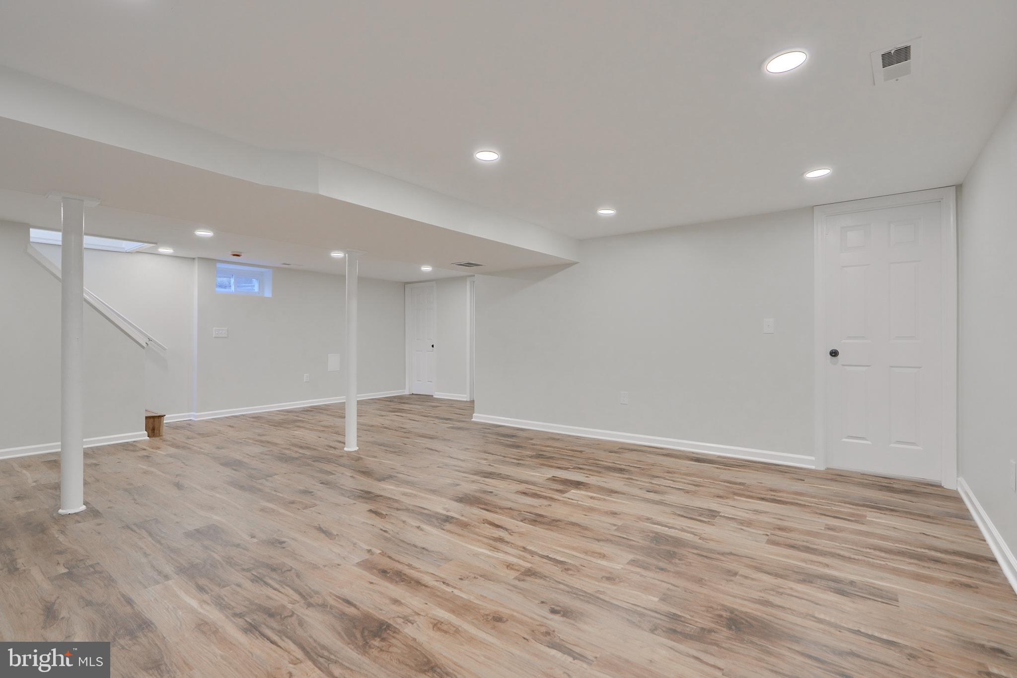 ROSEDALE GARDENS - Residential