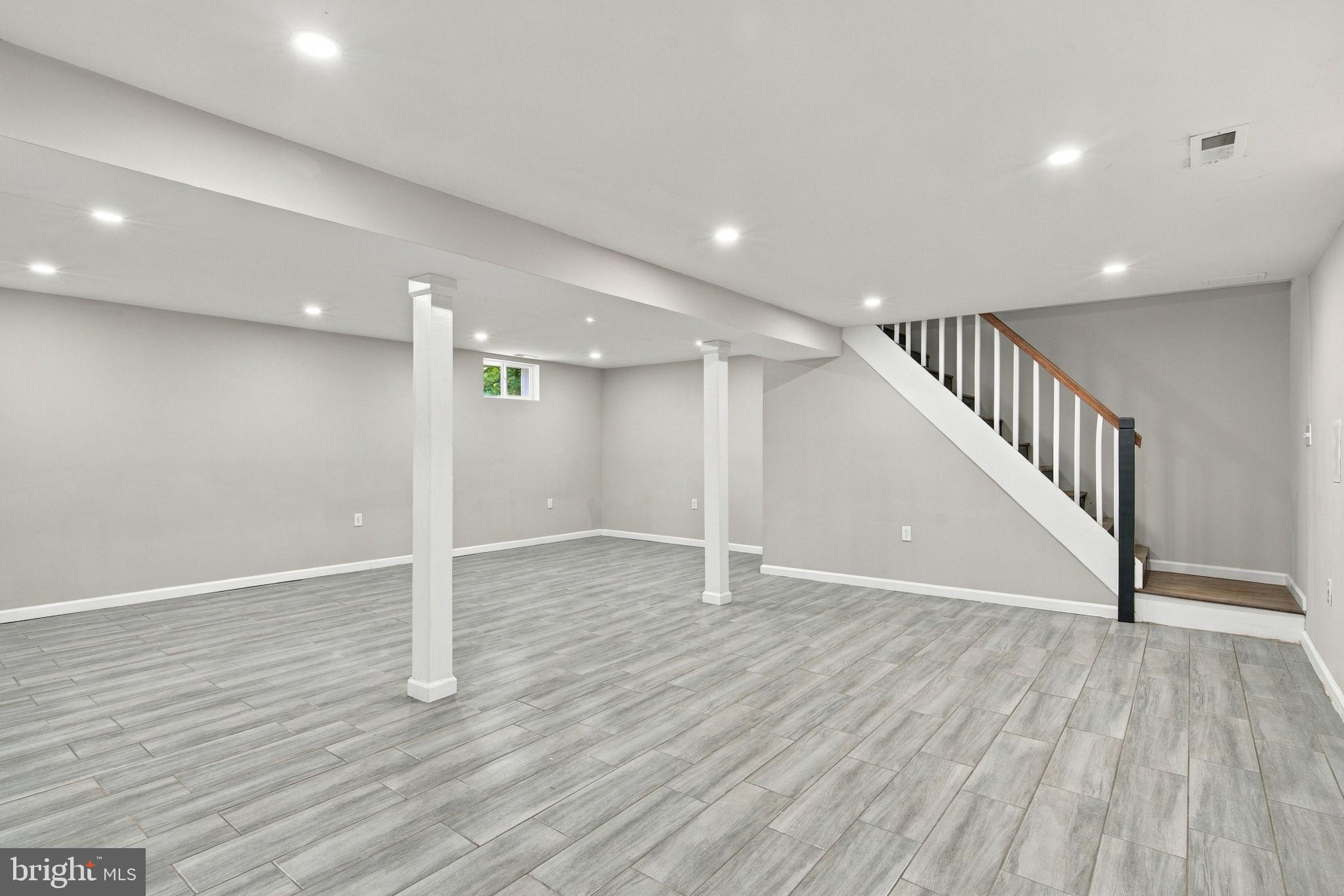 609 ESKIMO HILL ROAD