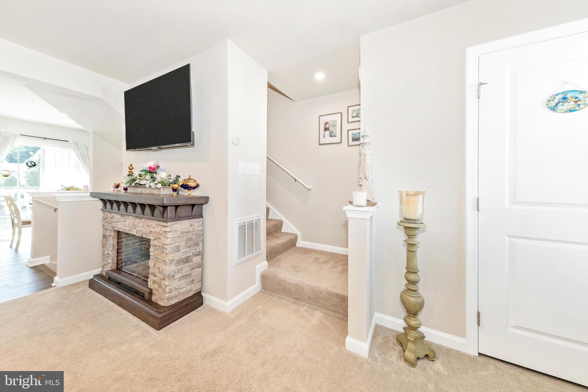 SOUTH BROOK - Residential