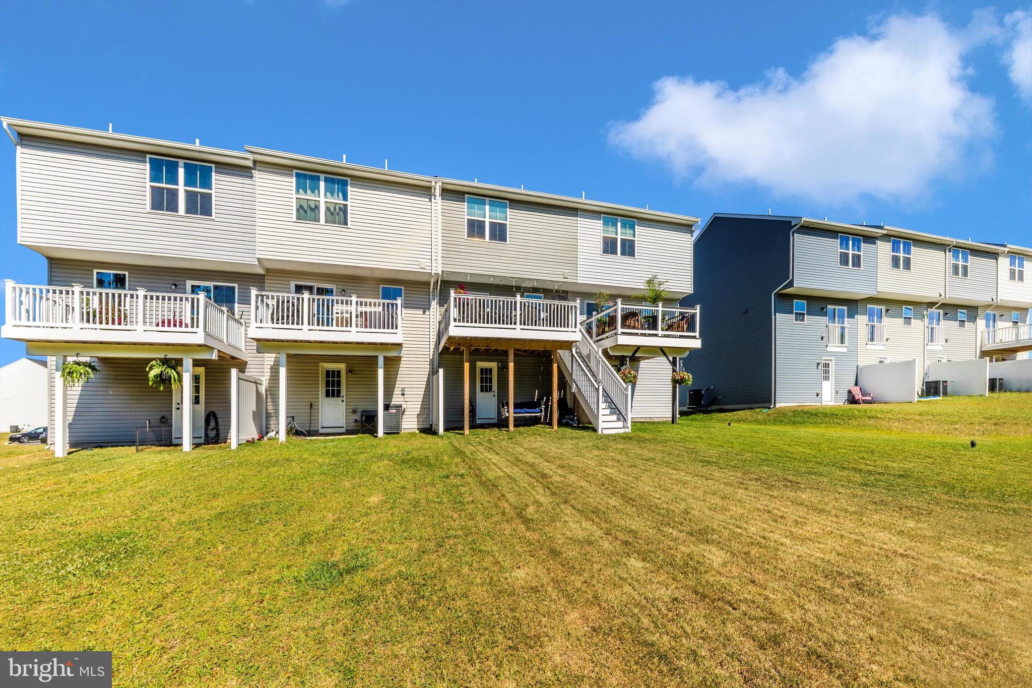 SOUTH BROOK - Residential