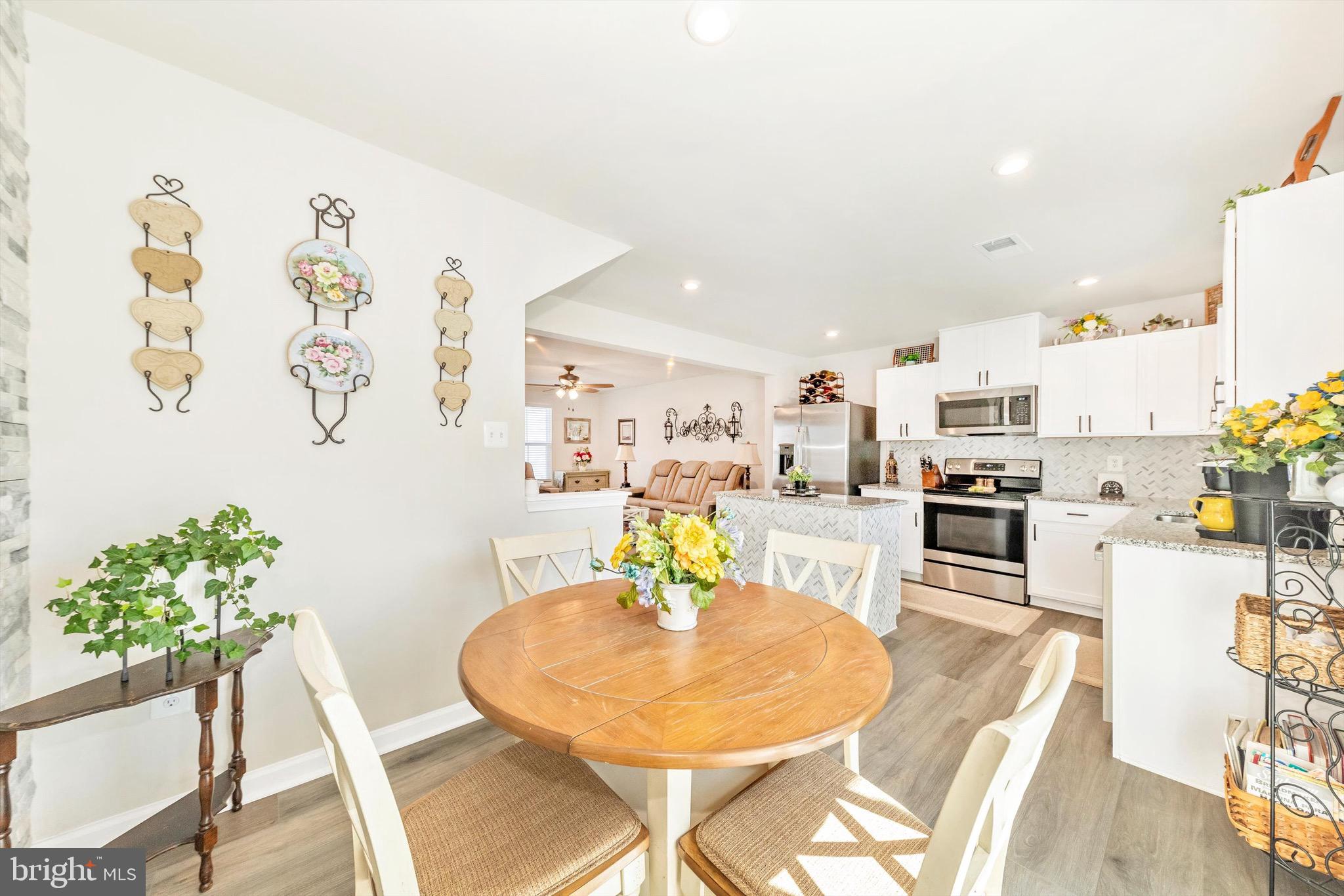 SOUTH BROOK - Residential