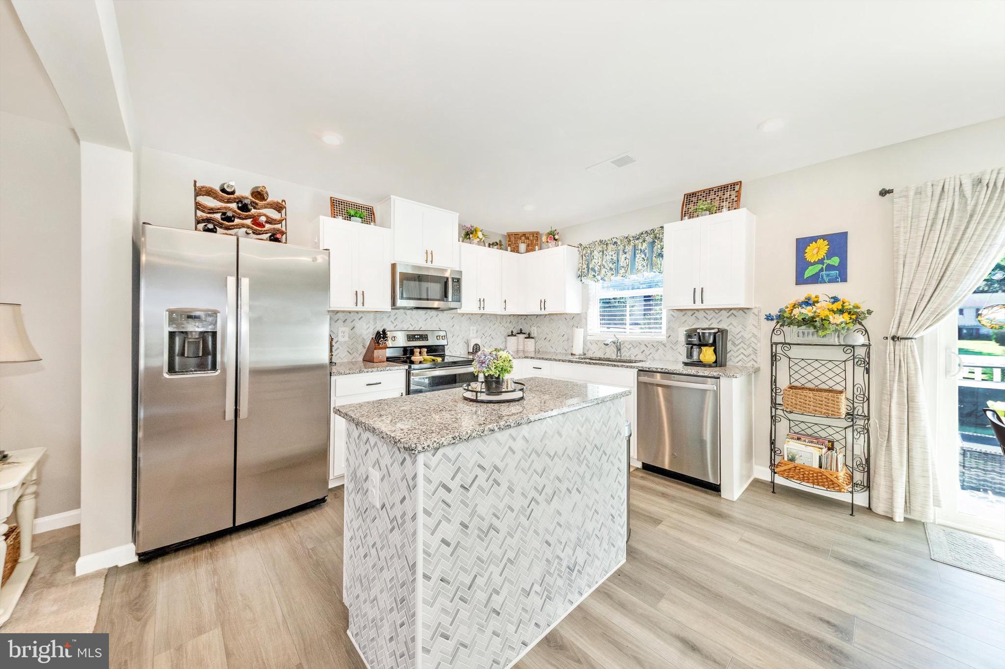 SOUTH BROOK - Residential