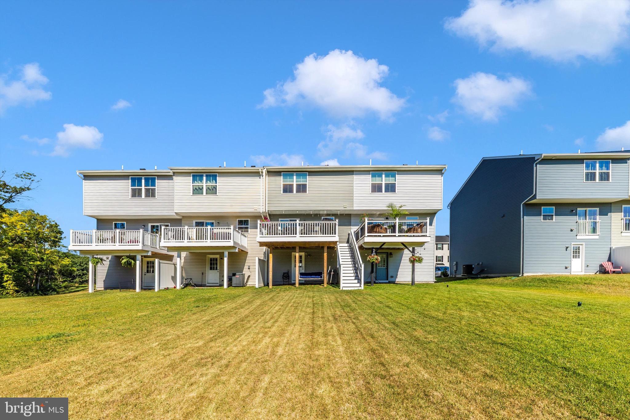 SOUTH BROOK - Residential