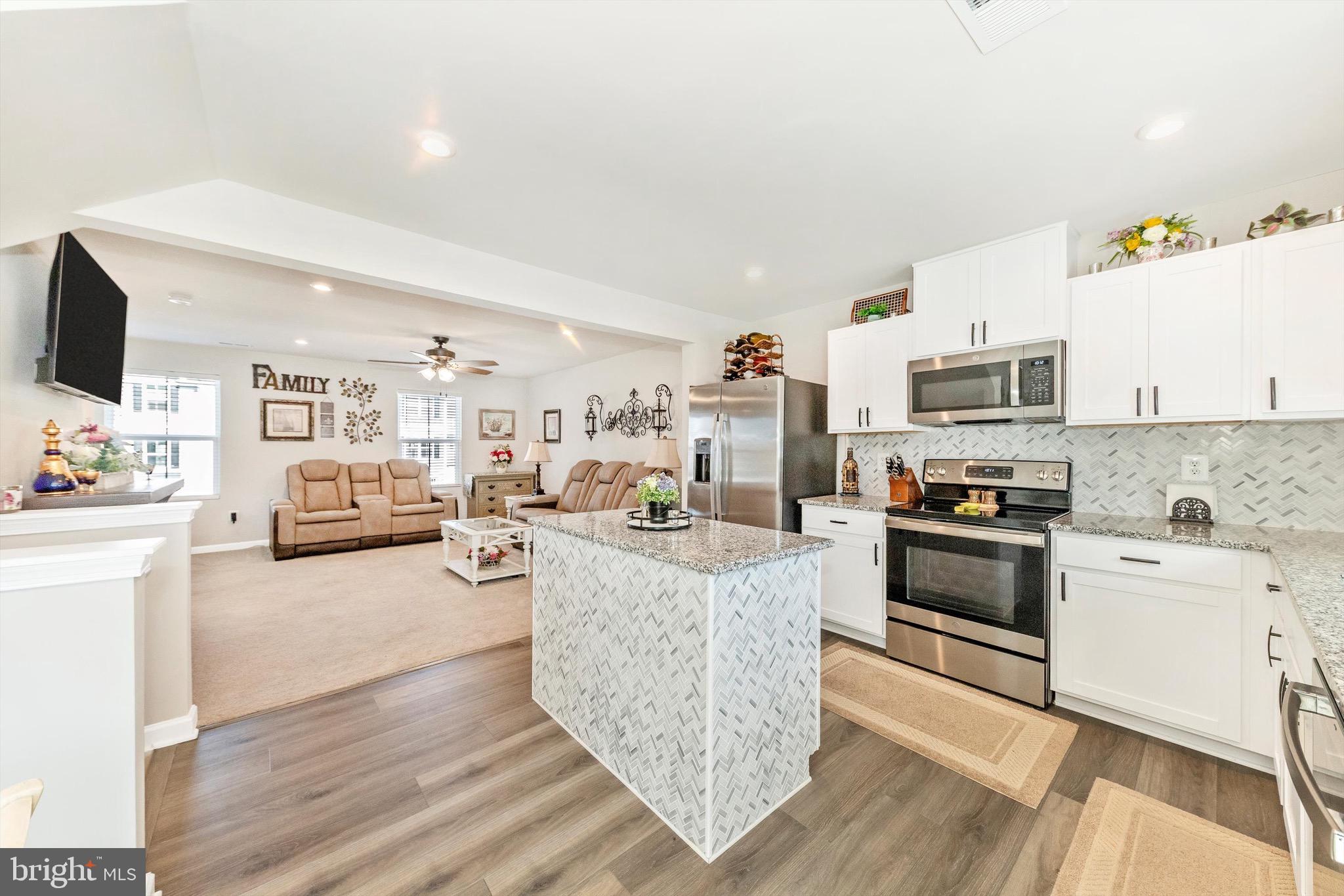 SOUTH BROOK - Residential