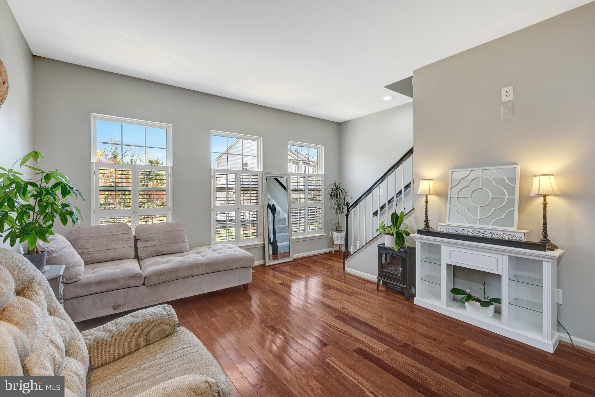 BARR HILL AT INVERNESS - Residential