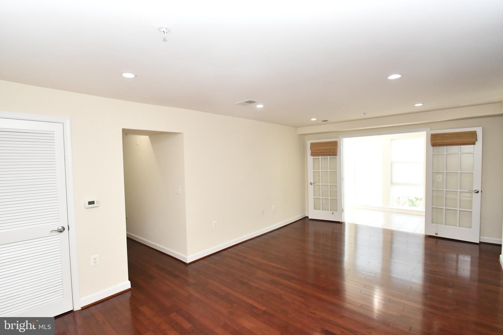 WEST VILLAGE OF SHIRLINGTON - Residential Lease