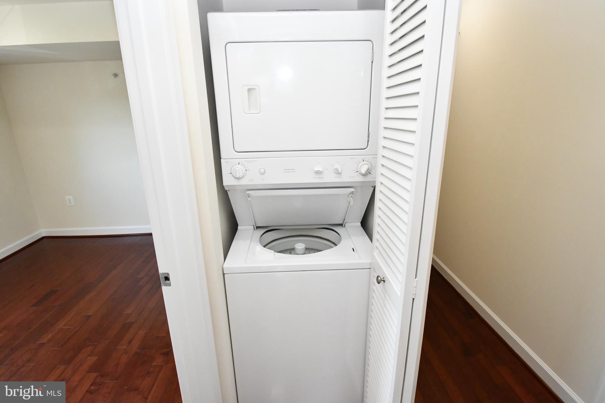 WEST VILLAGE OF SHIRLINGTON - Residential Lease