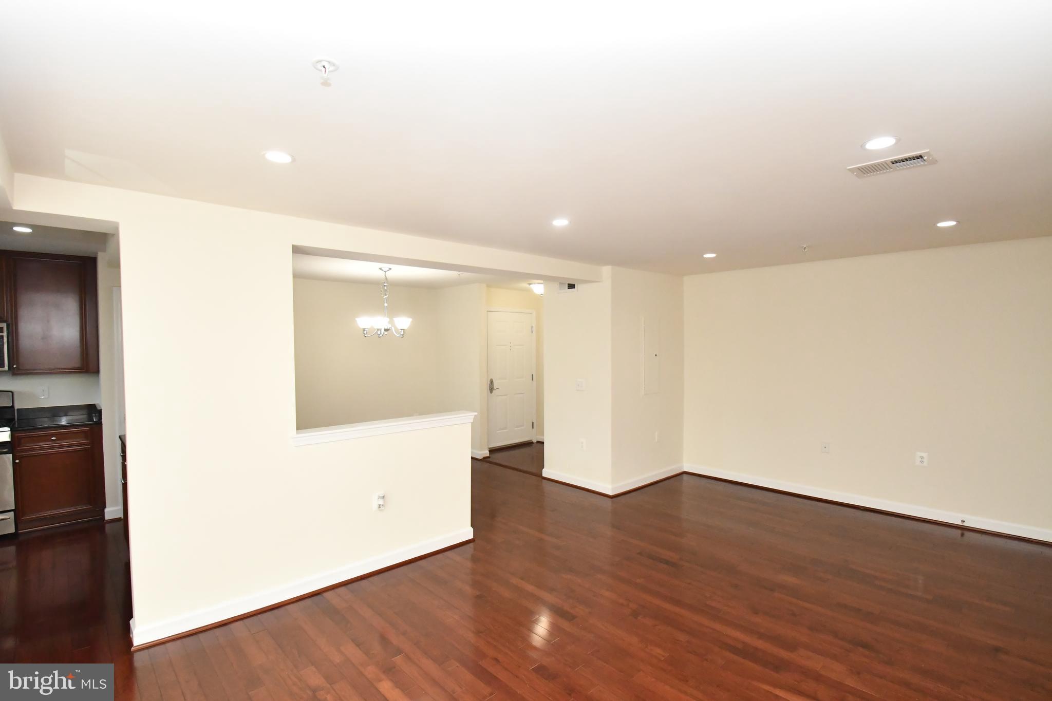 WEST VILLAGE OF SHIRLINGTON - Residential Lease