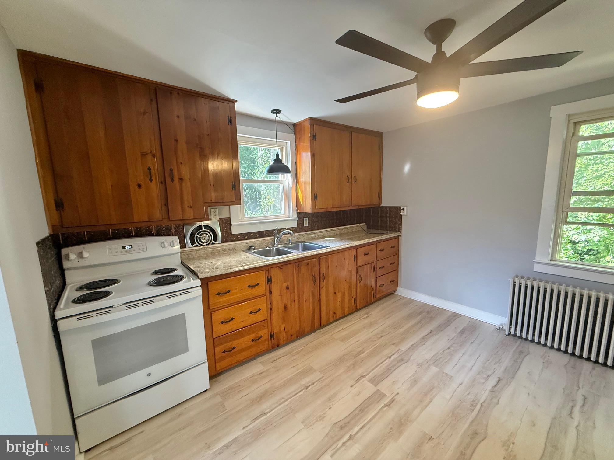 44 1/2 FAIRVIEW AVENUE