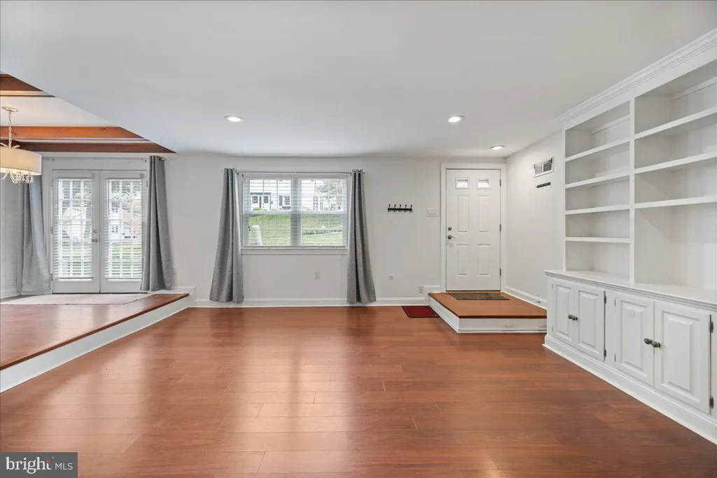 Additional image 19 of 112 Yardley Commons, Yardley, PA 19067