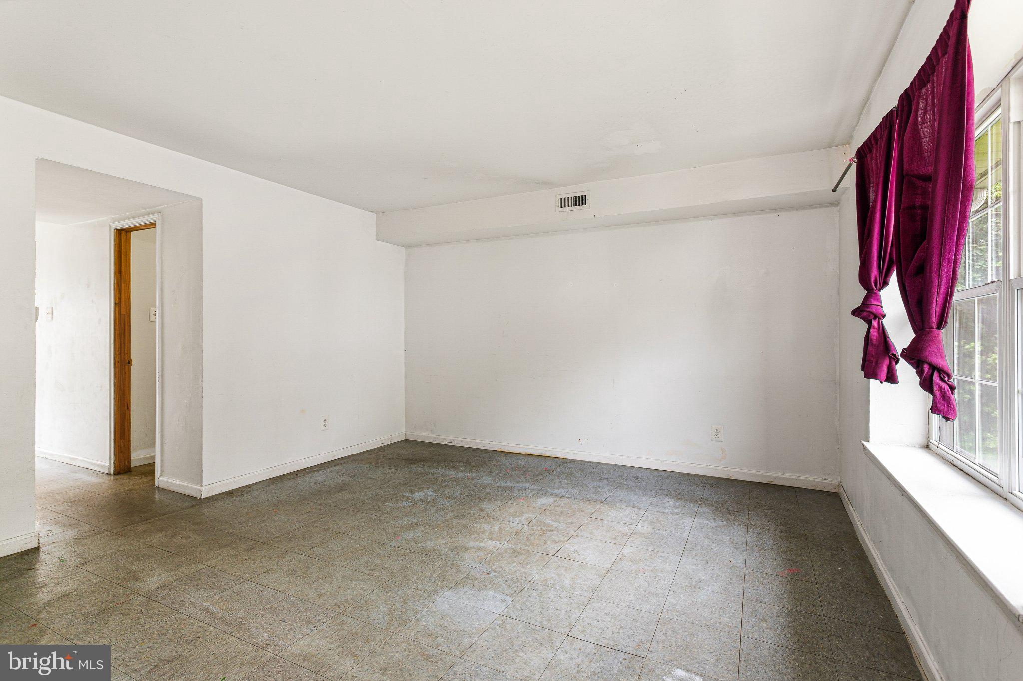 54 BEAU RIVAGE DRIVE