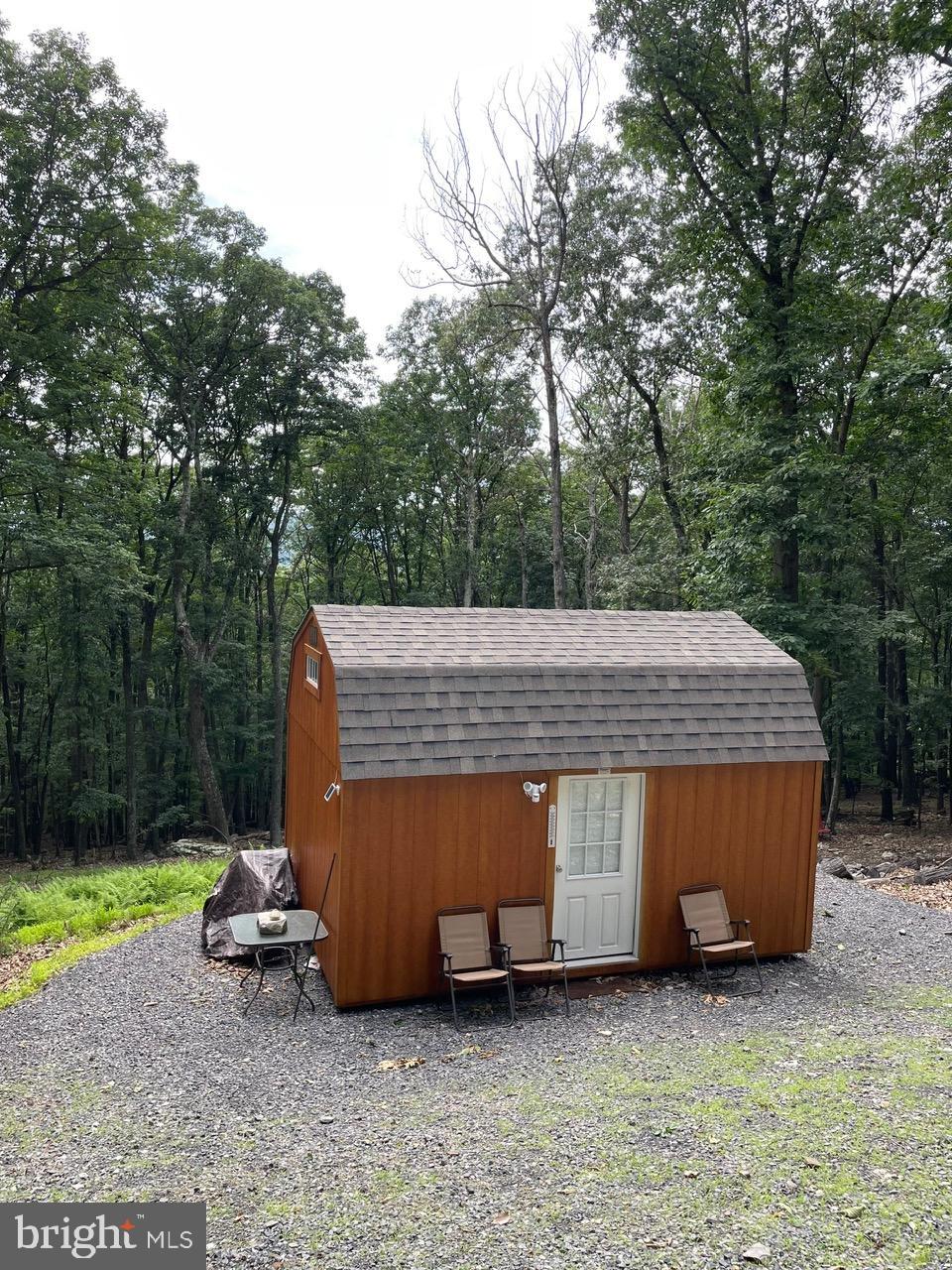 COVE CREEK - Residential