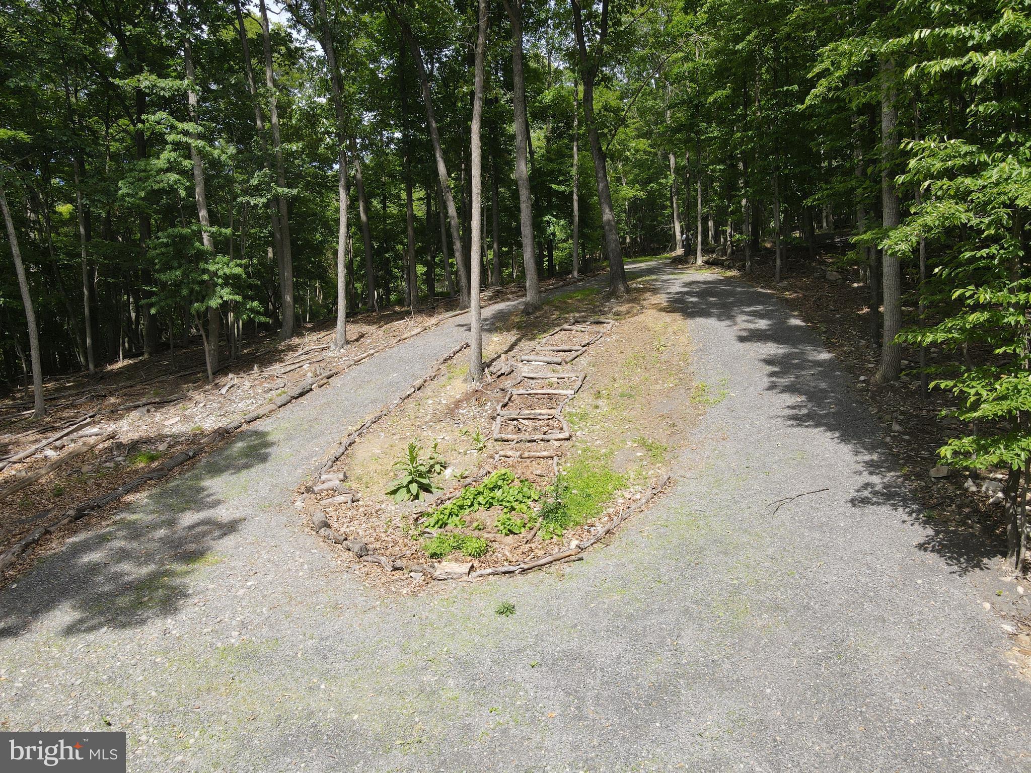 COVE CREEK - Residential