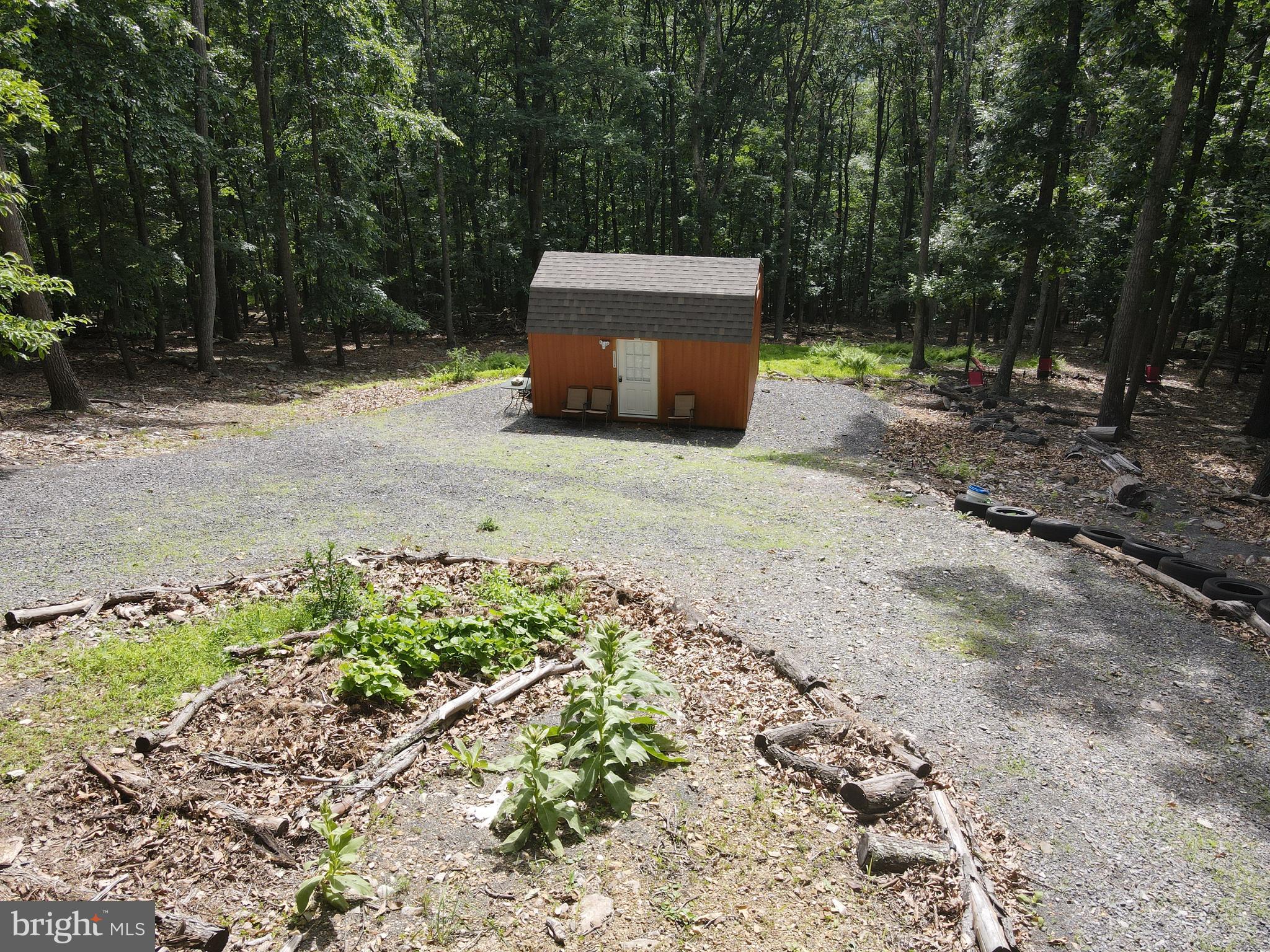 COVE CREEK - Residential