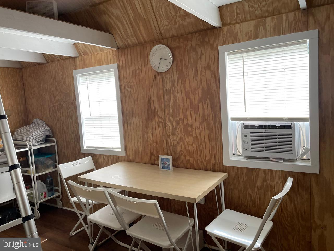 COVE CREEK - Residential