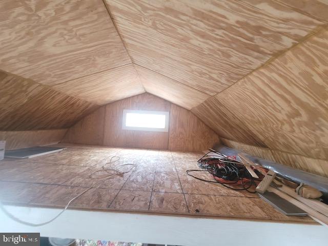 COVE CREEK - Residential