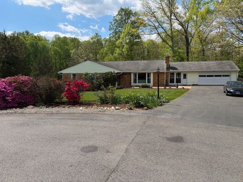 10425 LAKE RIDGE DRIVE OAKTON VA 22124