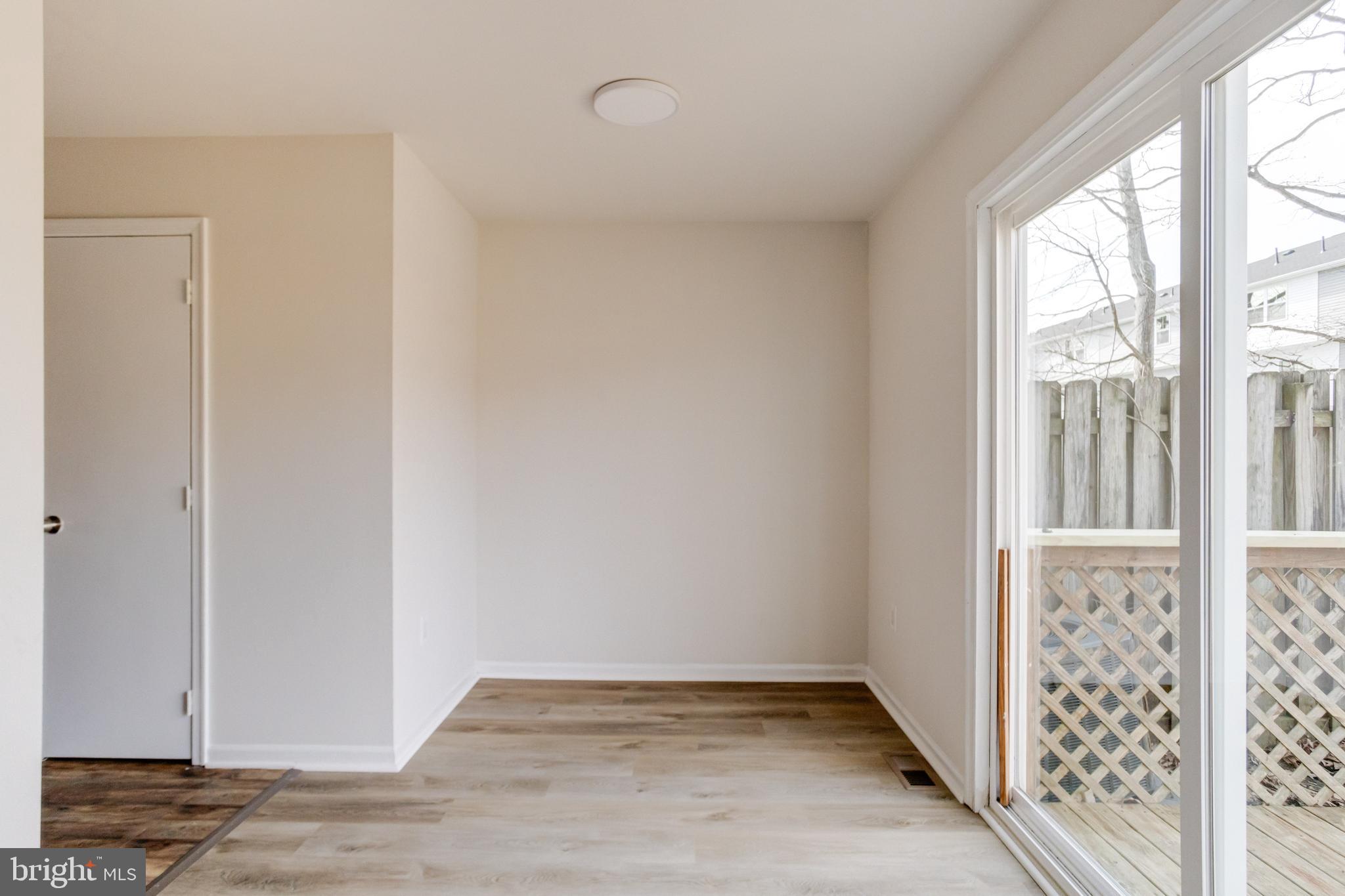 VILLAGE KNOLL - Residential