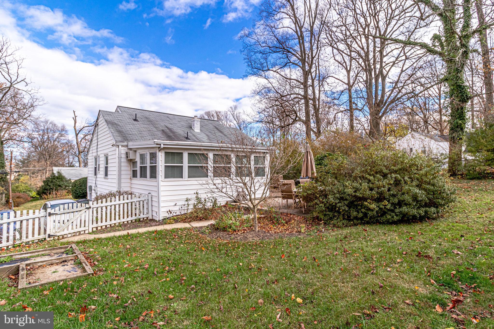 PIMMIT HILLS - Residential