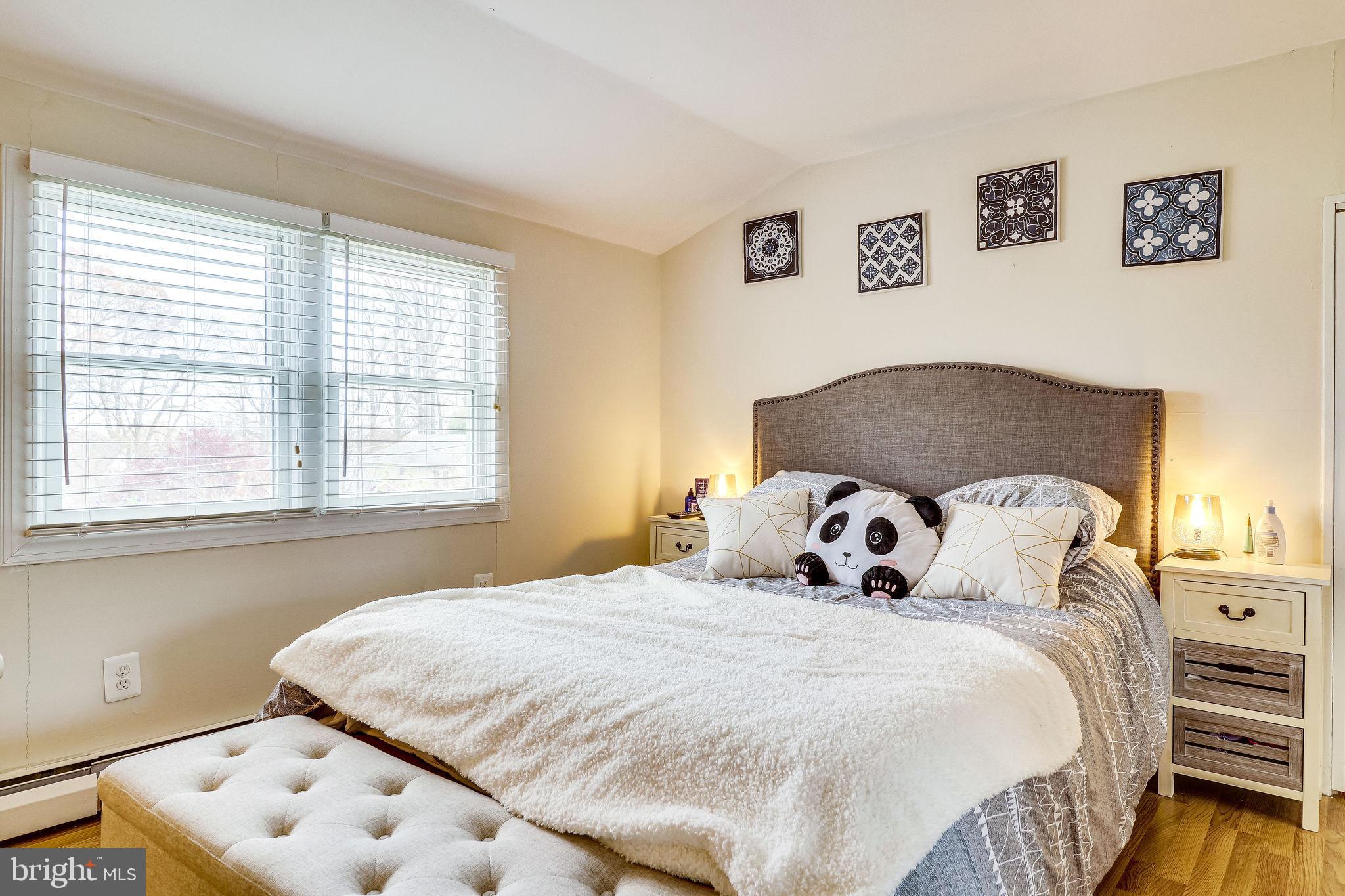 PIMMIT HILLS - Residential