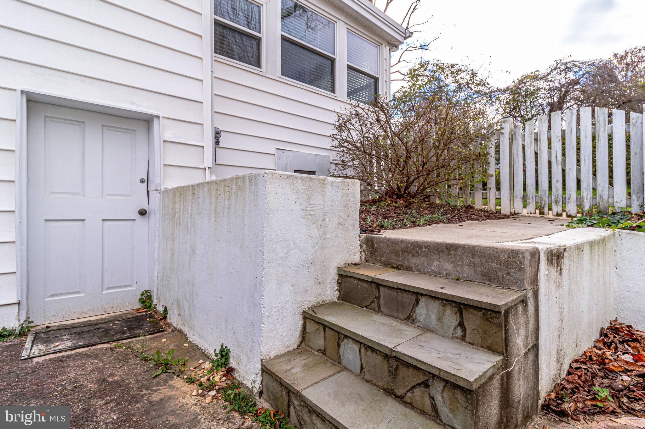 PIMMIT HILLS - Residential