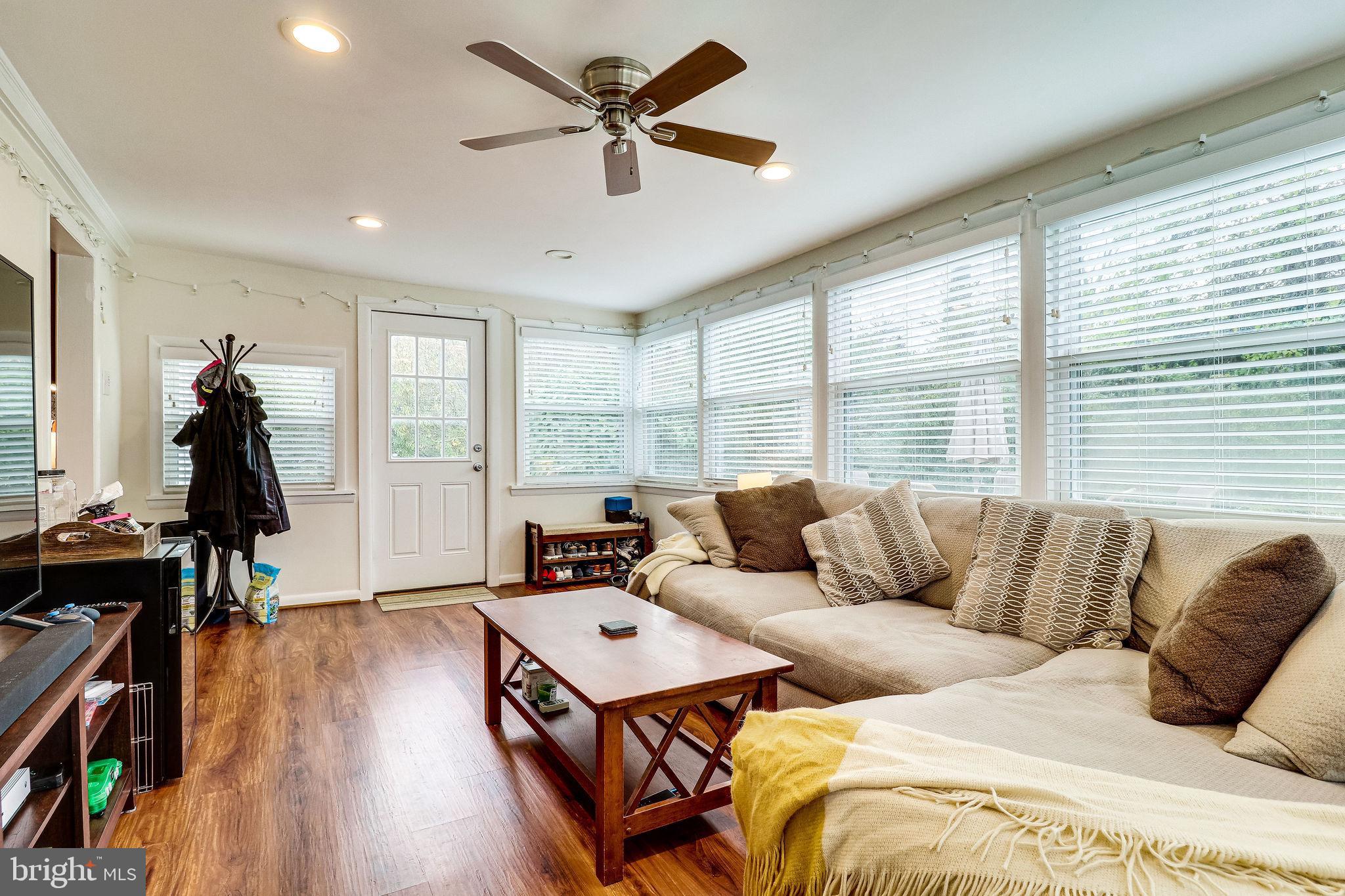 PIMMIT HILLS - Residential