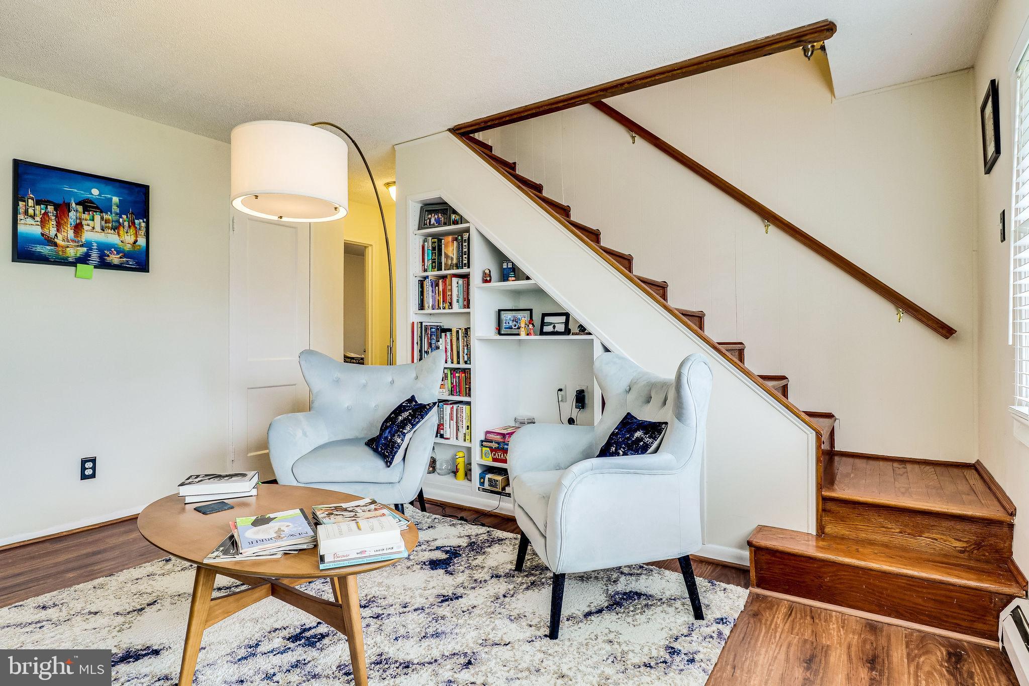 PIMMIT HILLS - Residential