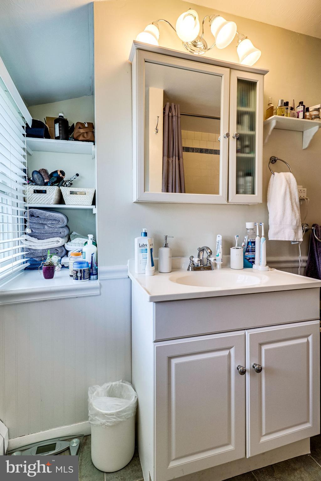 PIMMIT HILLS - Residential