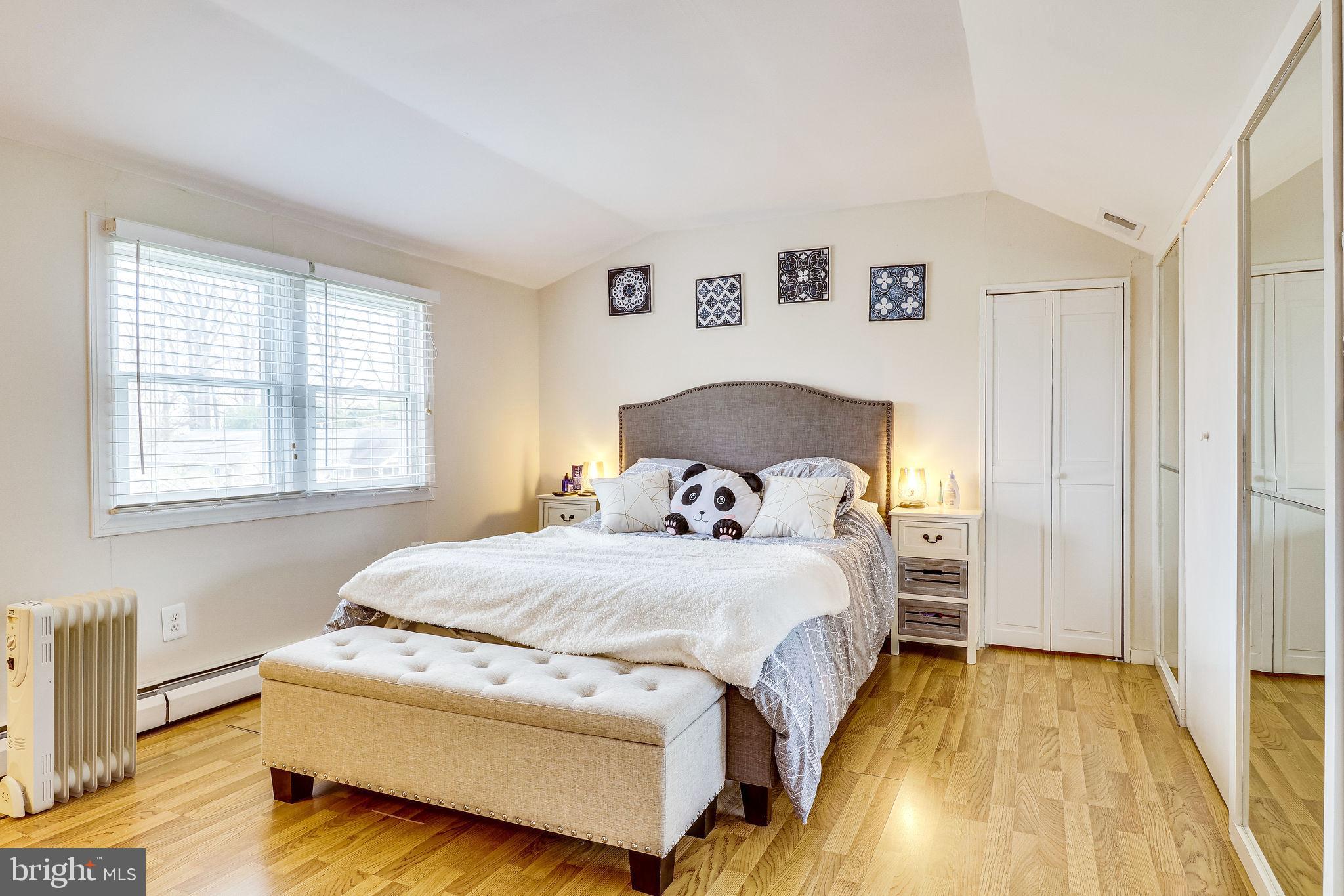 PIMMIT HILLS - Residential