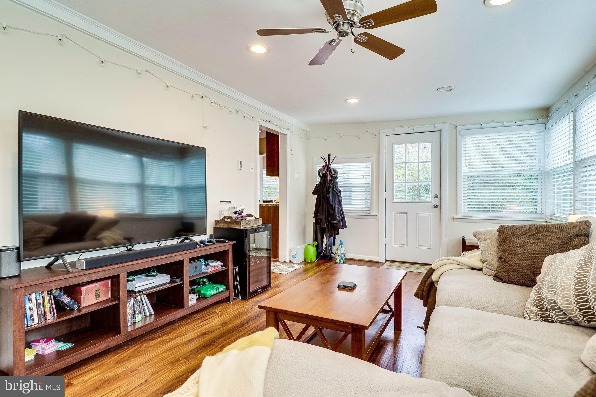 PIMMIT HILLS - Residential