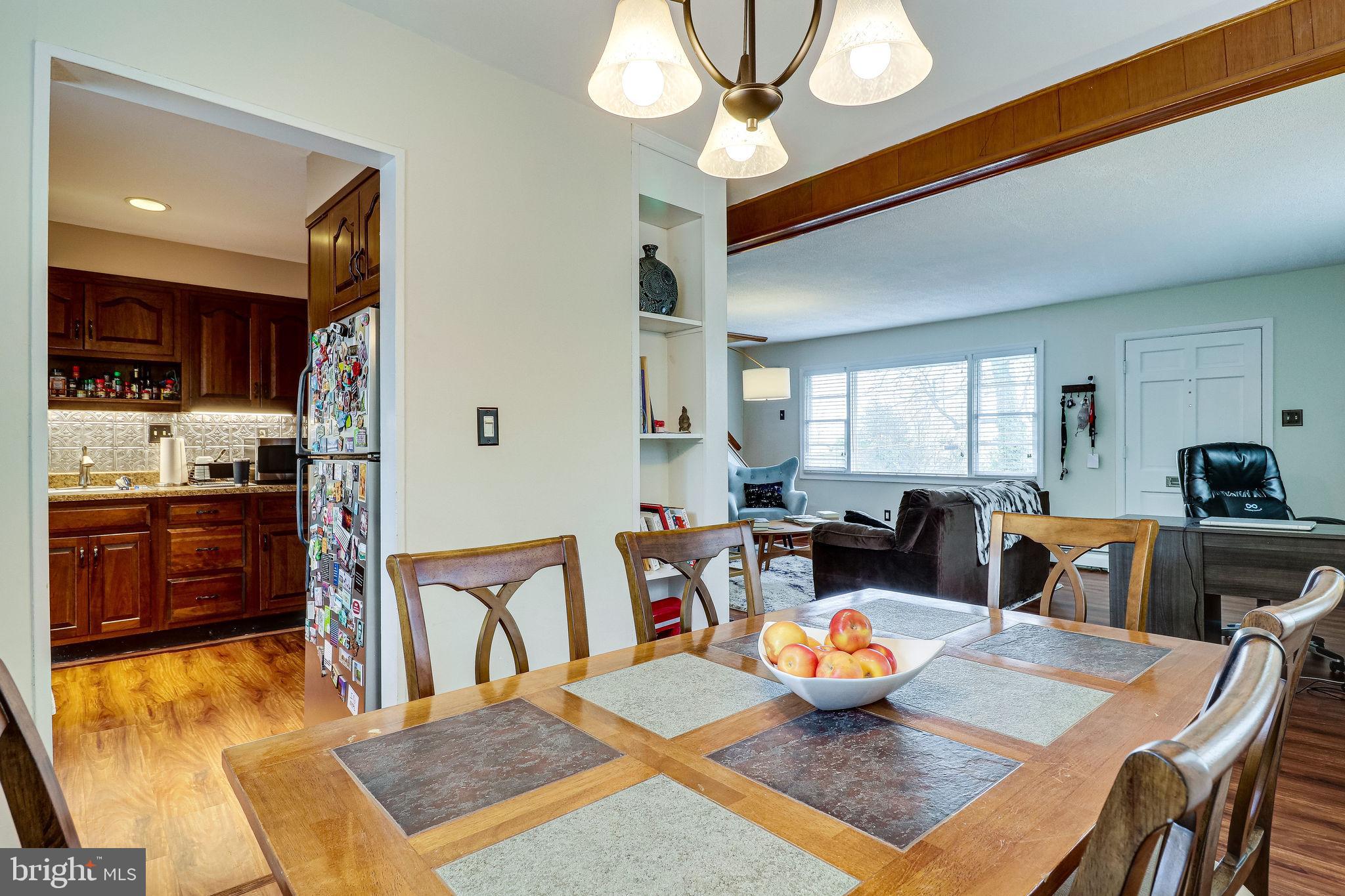 PIMMIT HILLS - Residential