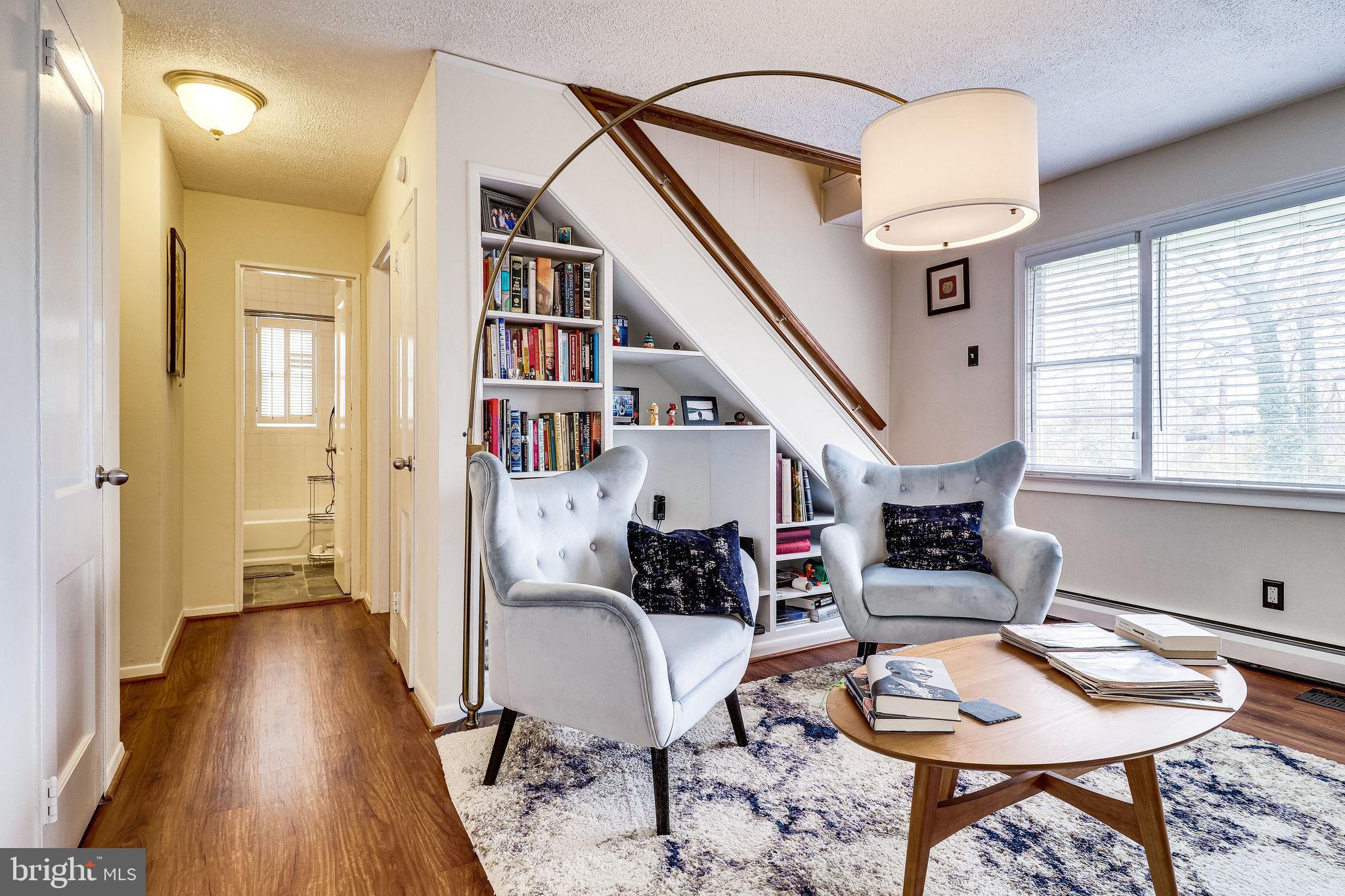 PIMMIT HILLS - Residential