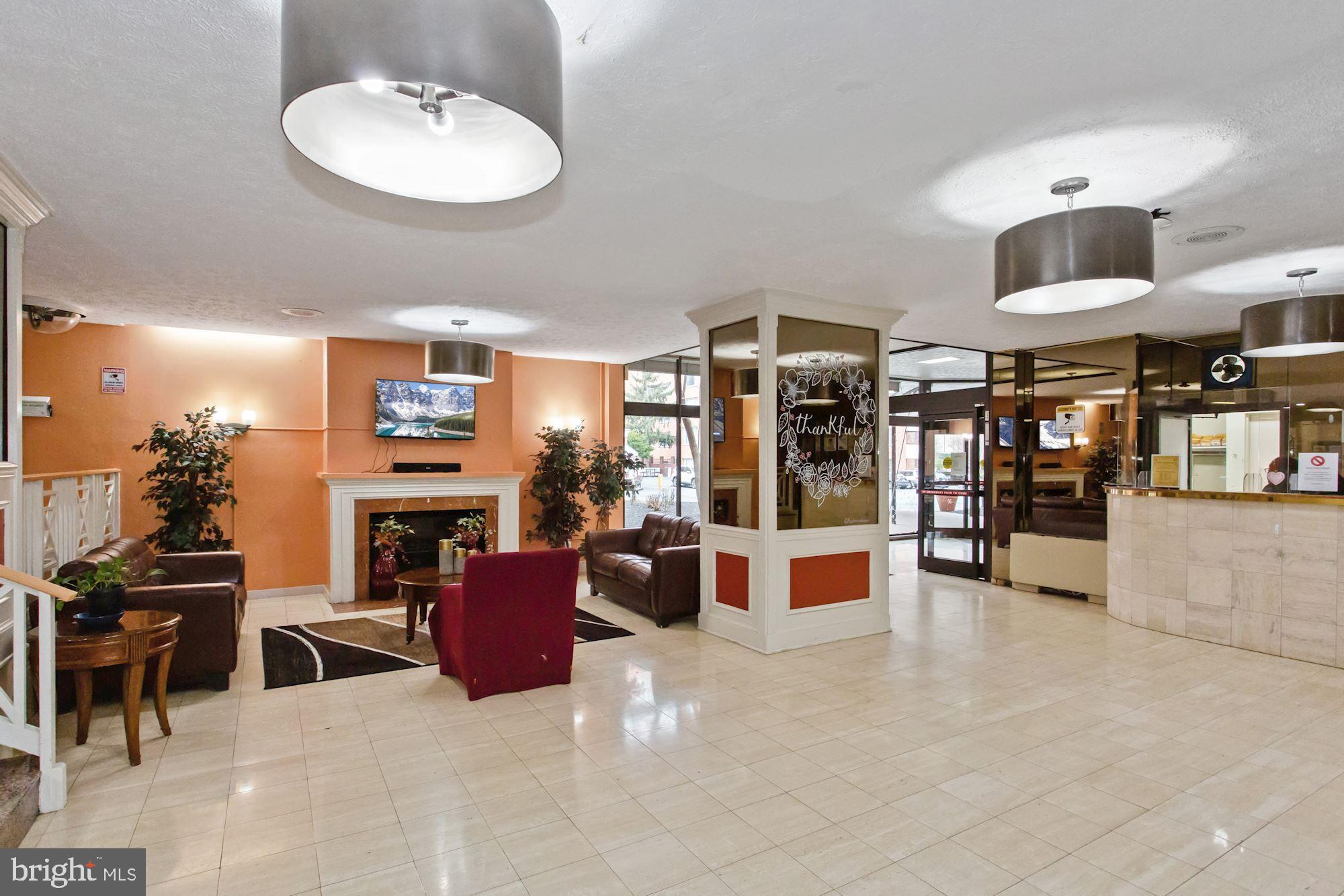 RIVER PLACE - Residential Lease