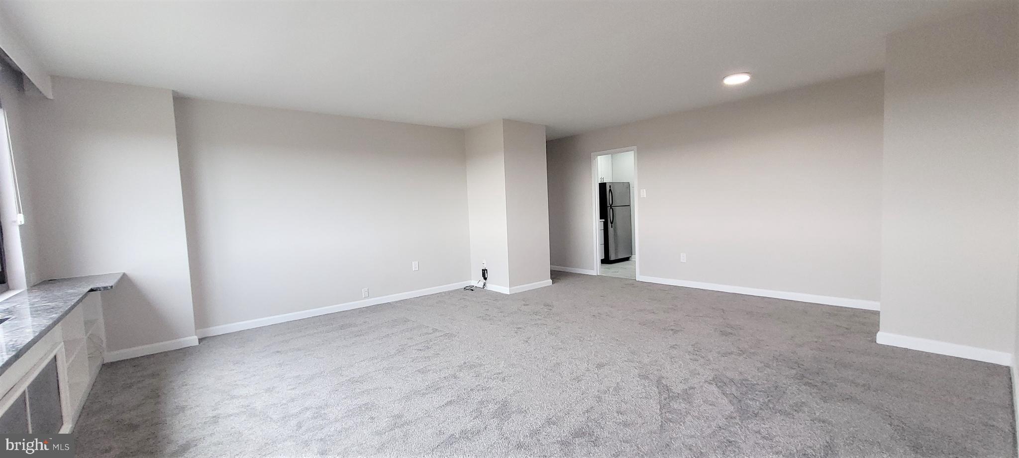 RIVER PLACE - Residential Lease