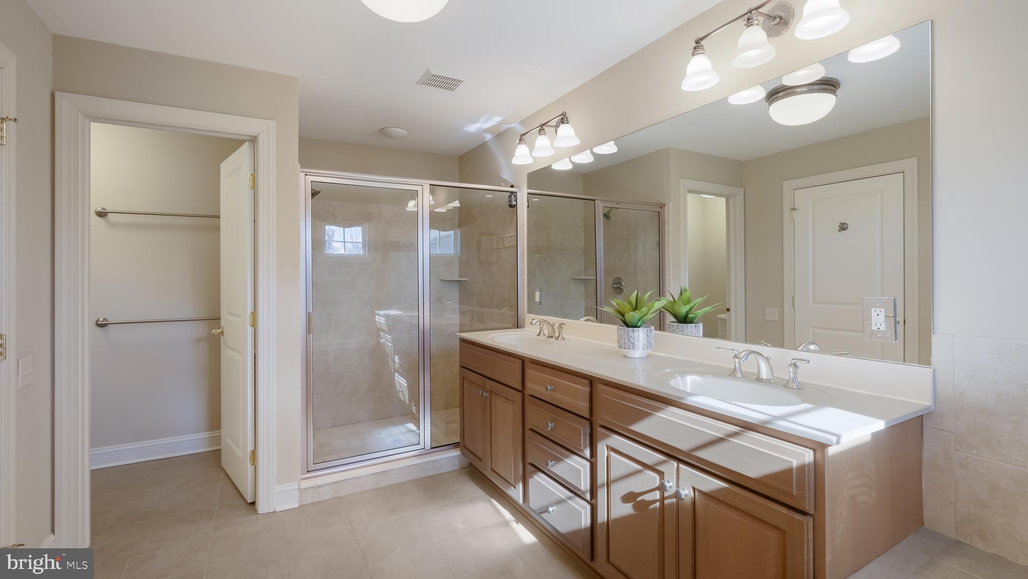 PINE TREE FARM - Residential