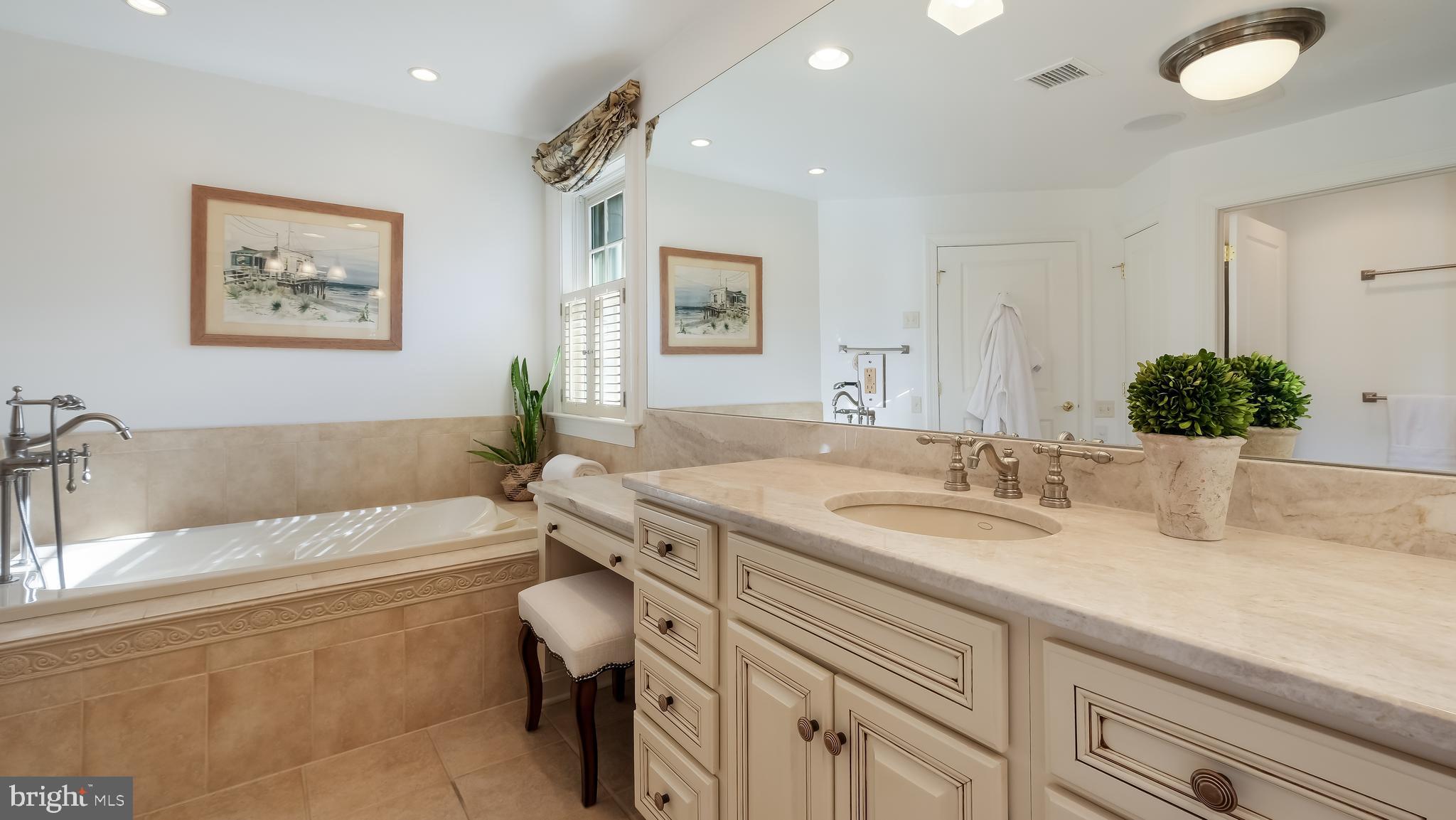 PINE TREE FARM - Residential